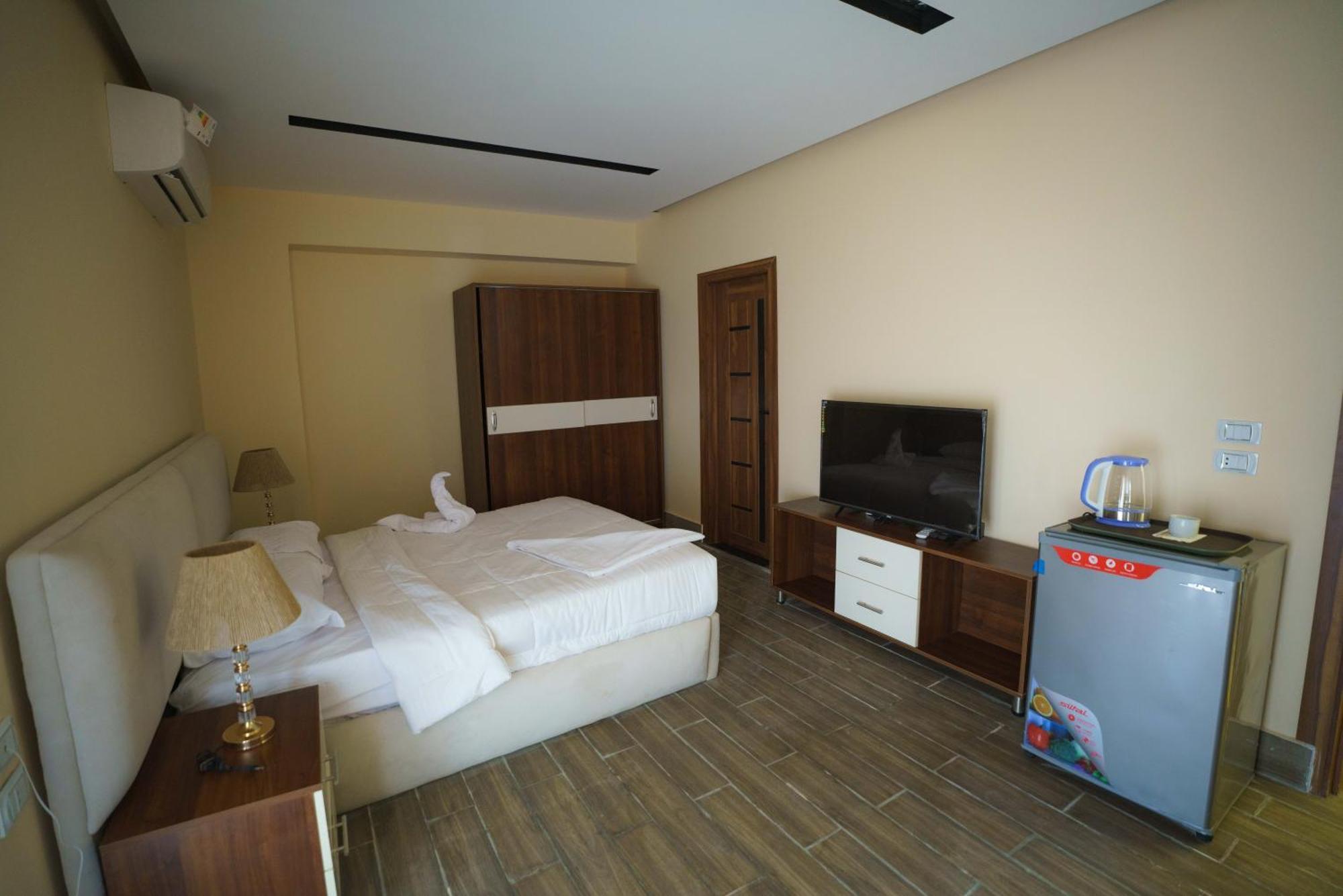 Pyramids Sunshine View Hotel Kafrat al Jabal Exterior foto