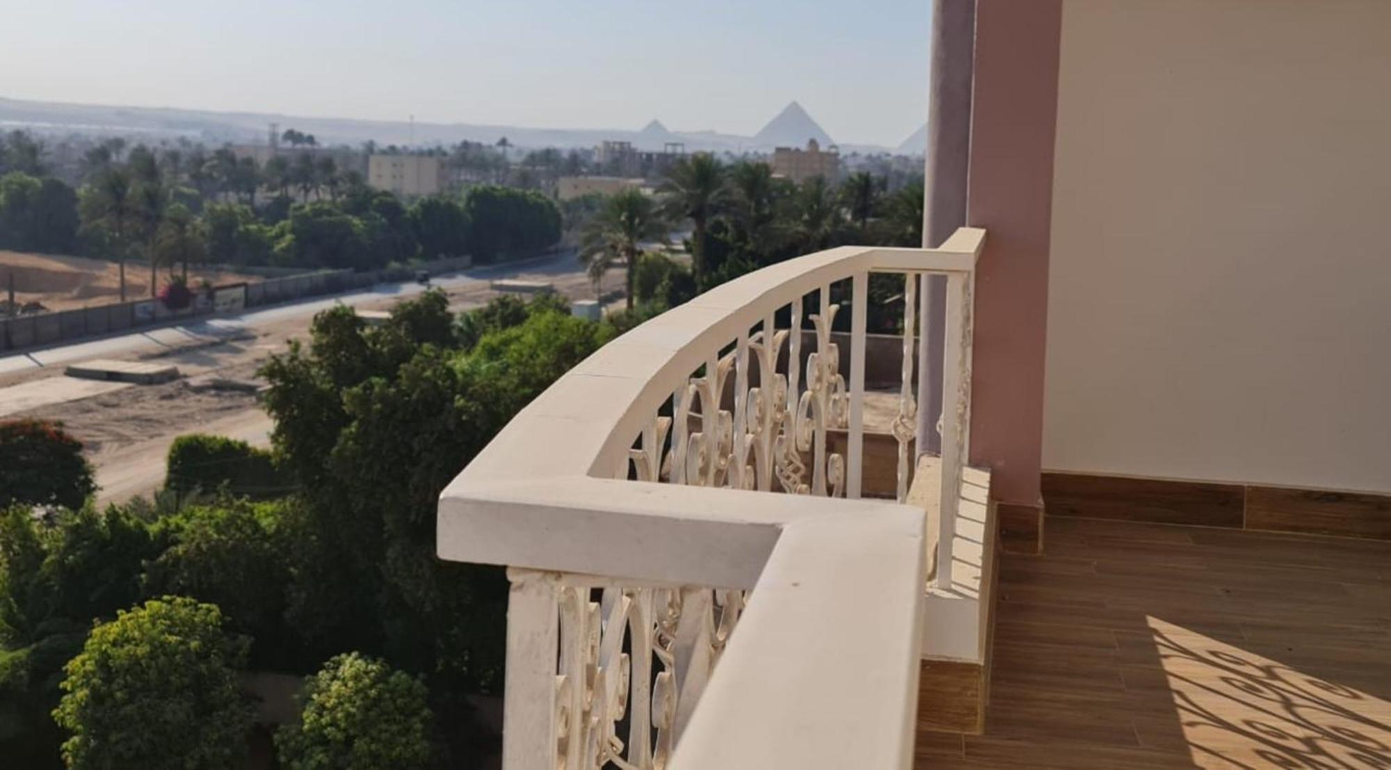 Pyramids Sunshine View Hotel Kafrat al Jabal Exterior foto